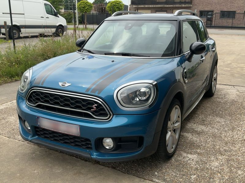 MINI Countryman Cooper SD — 1/8