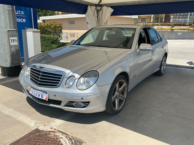 Mercedes-Benz E-Klasse E 280 CDI — 1/8