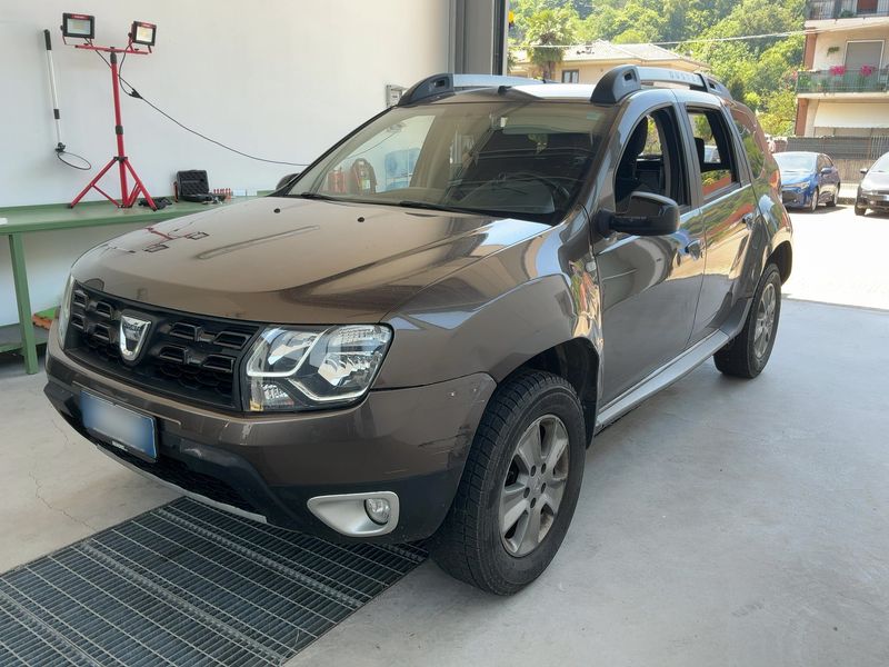 Dacia Duster 1.6 SCe LPG — 1/8
