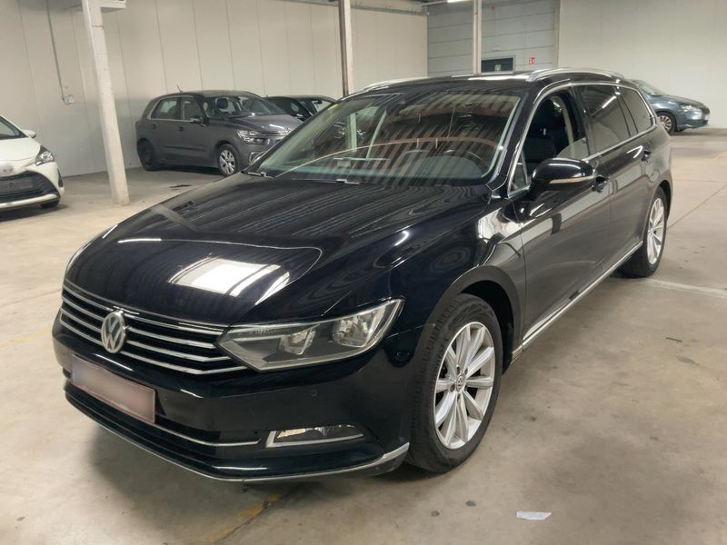 Volkswagen Passat 2.0 TDI — 1/8