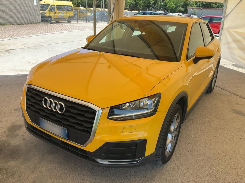 Audi Q2 1.6 TDI — 1/8