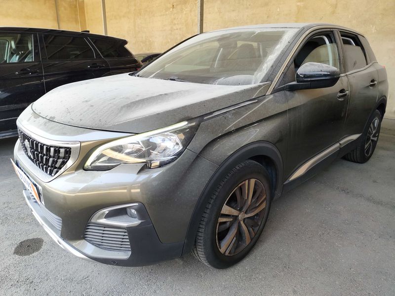 Peugeot 3008 1.6 Blue-HDi — 1/8