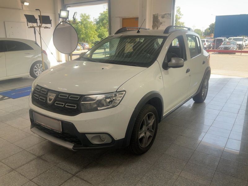 Dacia Sandero 0.9 TCe — 1/8
