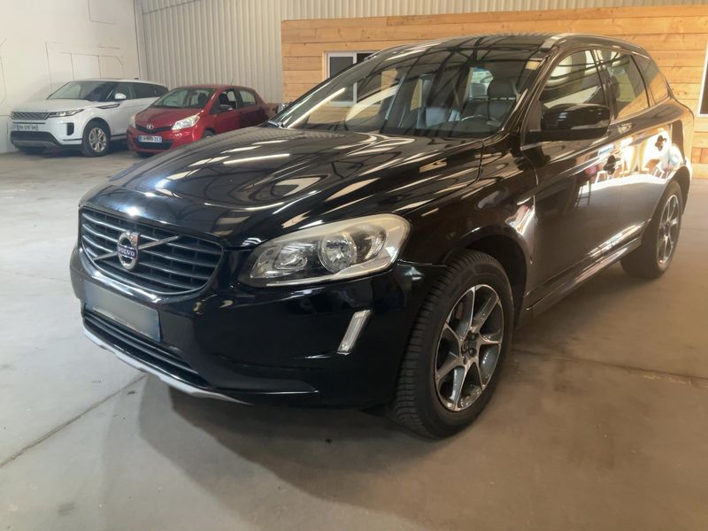 Volvo XC60 2.0 D4 — 1/8