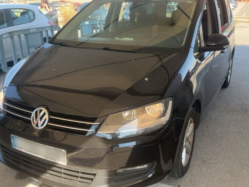 Volkswagen Sharan 2.0 TDI — 1/8