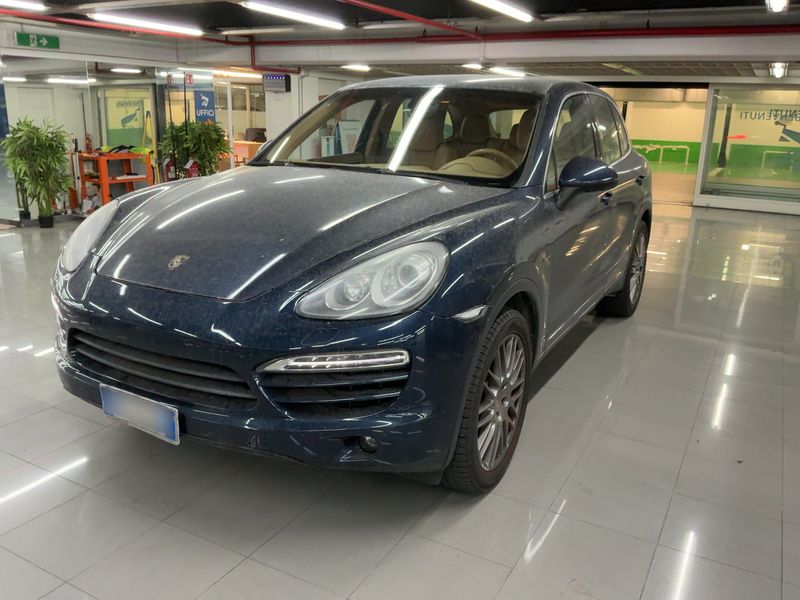 Porsche Cayenne Diesel — 1/8