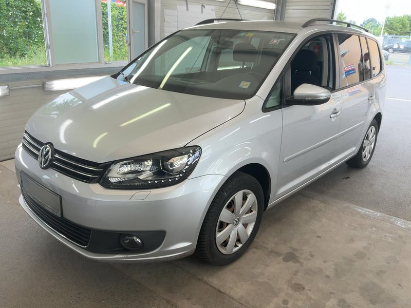 Volkswagen Touran 1.4 TSI — 1/8