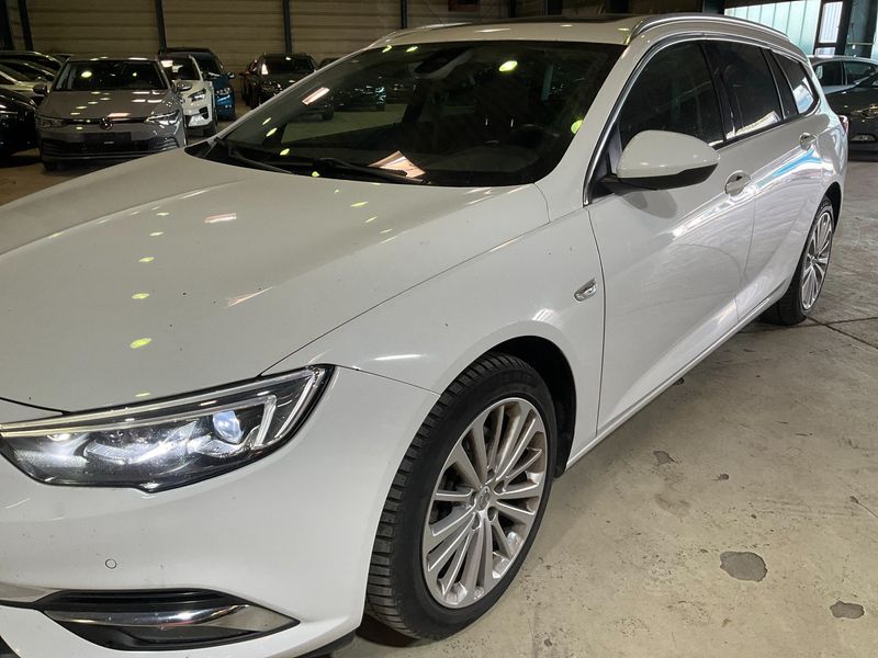 Opel Insignia Sports Tourer 2.0 CDTI — фото 1