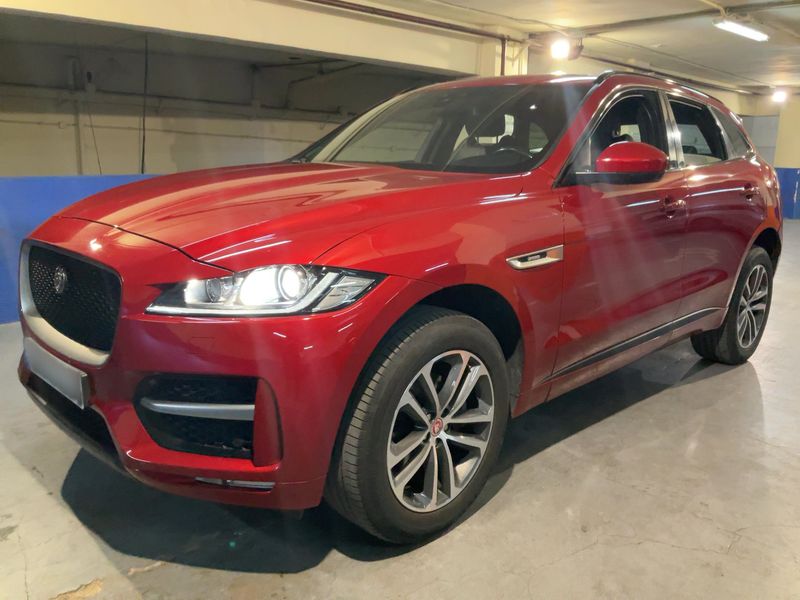 Jaguar F-Pace 25d — 1/8