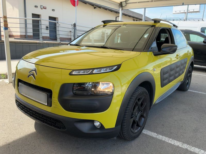 Citroen C4 Cactus 1.2 VTi — 1/8