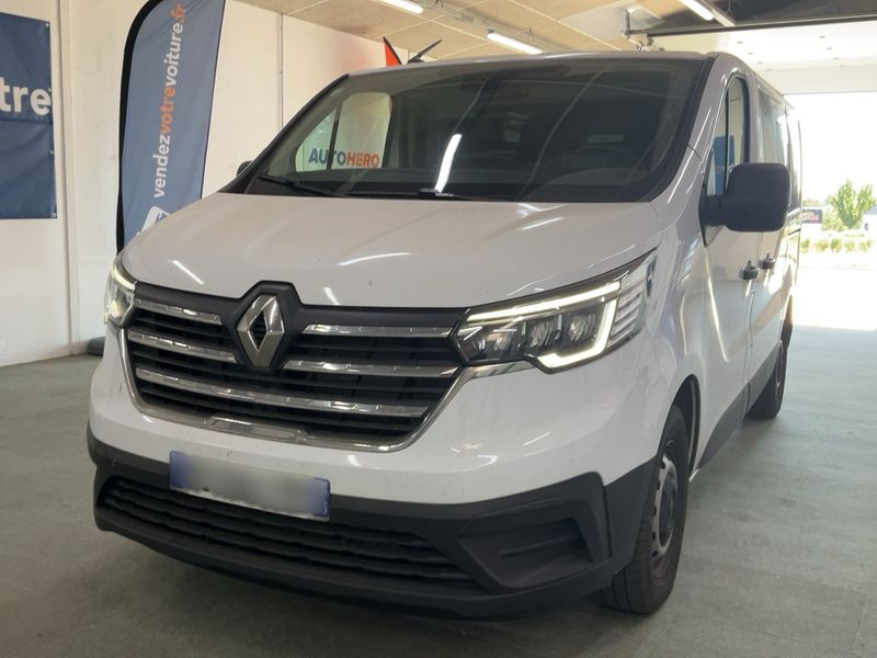 Renault Trafic 2.0 BLUE dCi — 1/8