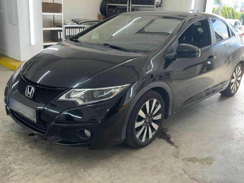 Honda Civic 1.6 DTEC — 1/8