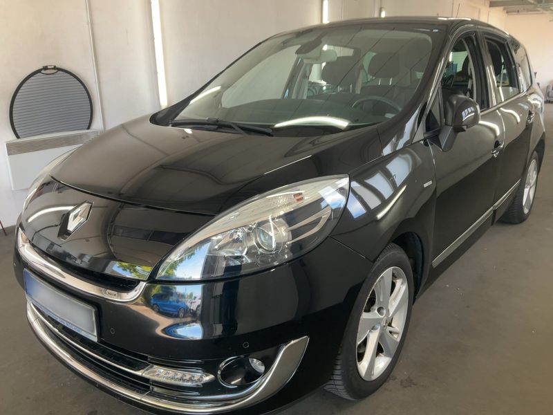 Renault Grand Scenic 1.5 dCi — фото 1