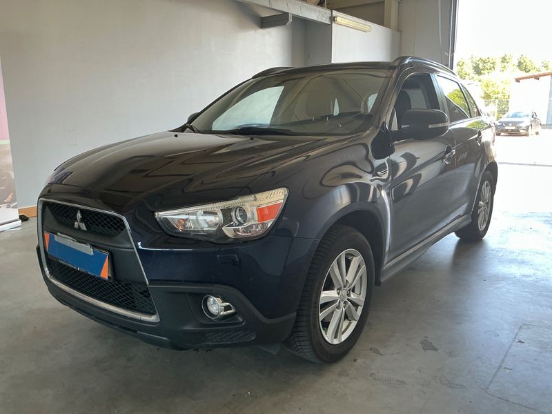 Mitsubishi ASX 1.8 DI-D — 1/8