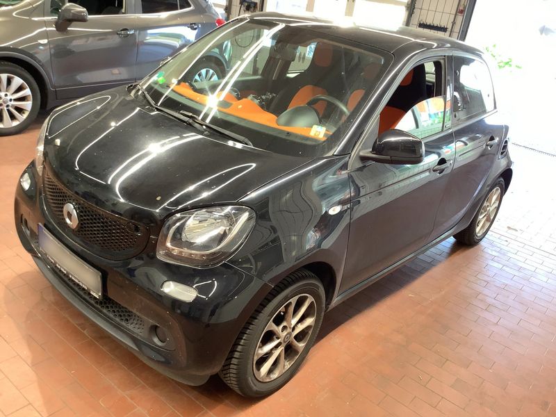 Smart forfour 1.0 — 1/8