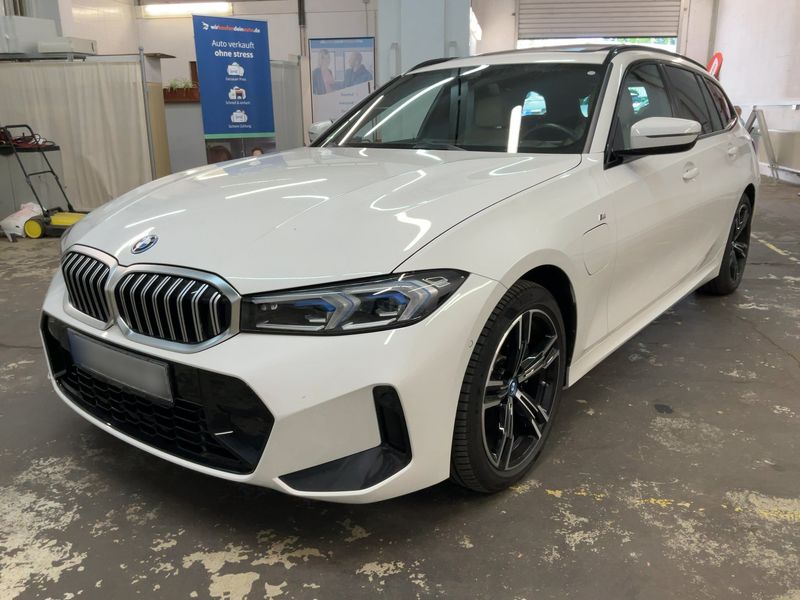 BMW 3er 330e — 1/8
