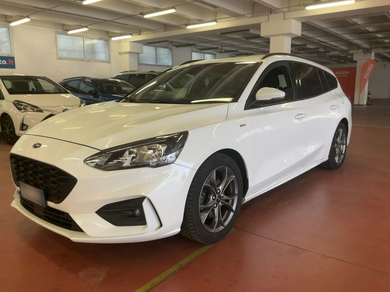 Ford Focus 1.0 EcoBoost — 1/8