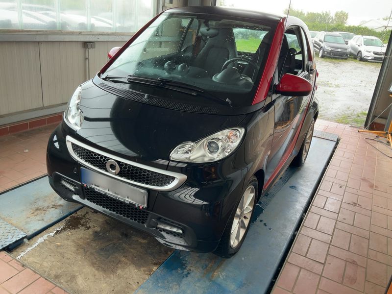 Smart fortwo electric drive 55 kW — 1/8