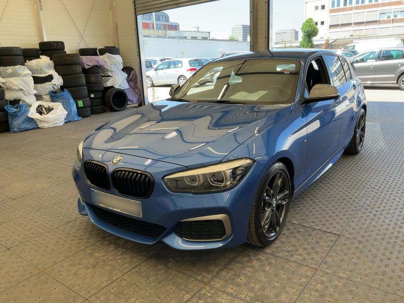 BMW 1er M140i — 1/8