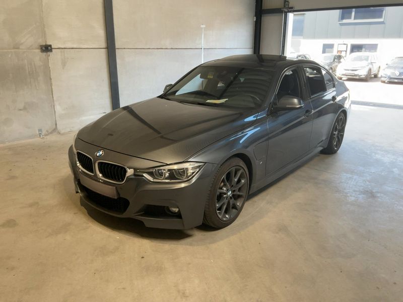 BMW 3er 330e — 1/8