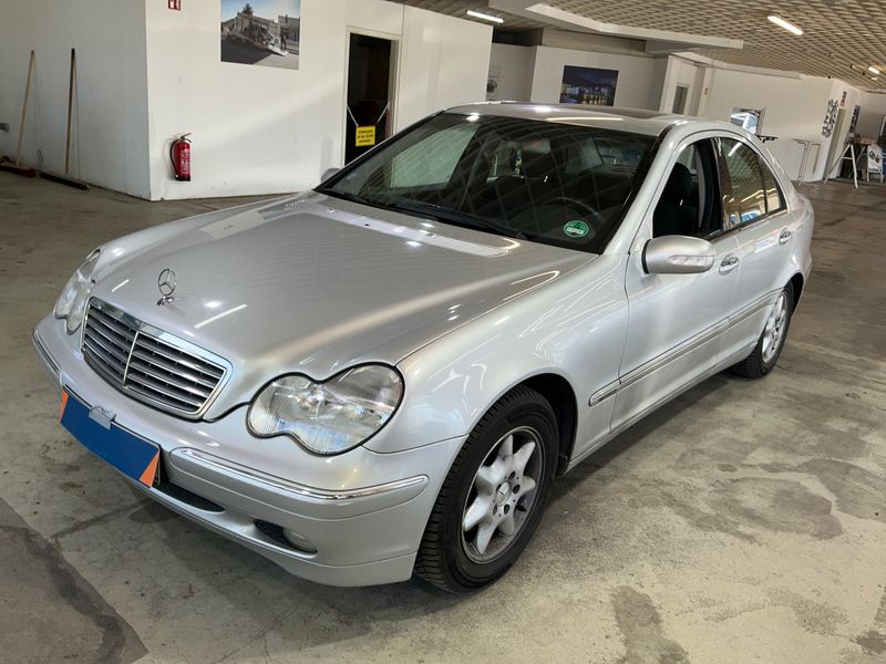 Mercedes-Benz C-Klasse C 200 Kompressor — 1/8