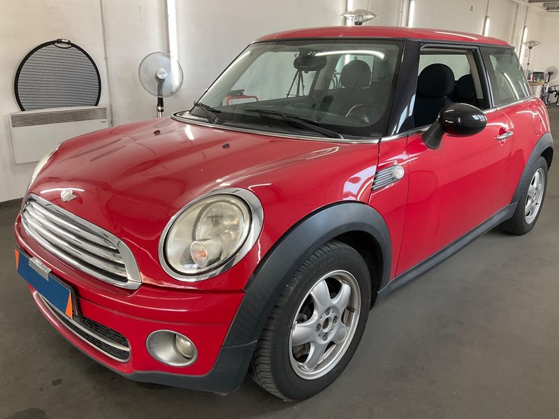 MINI MINI One — 1/8