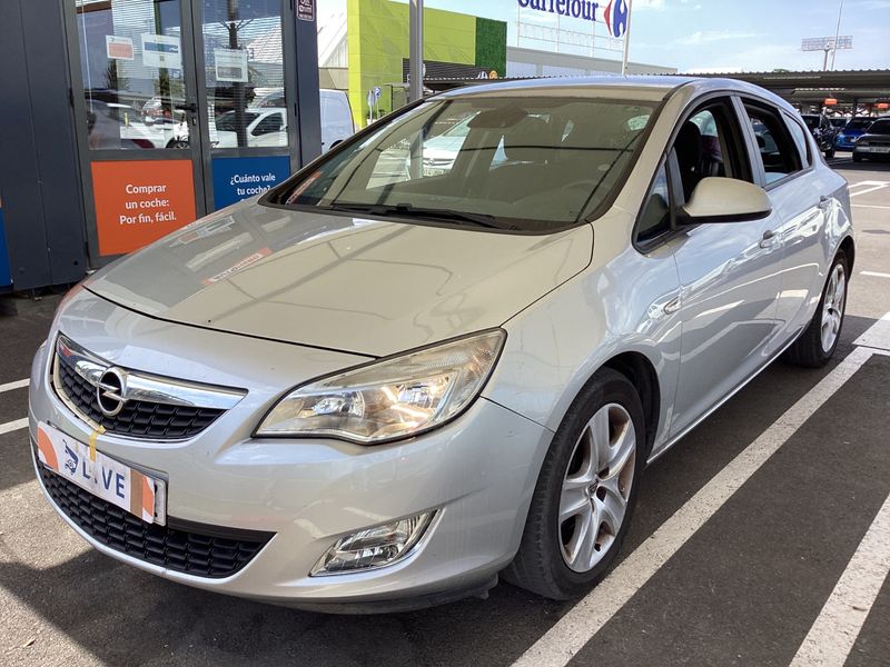 Opel Astra 1.7 CDTI — 1/8
