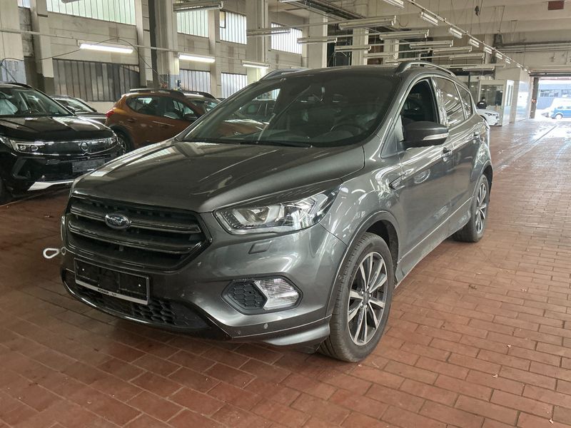 Ford Kuga 1.5 EcoBoost — фото 1