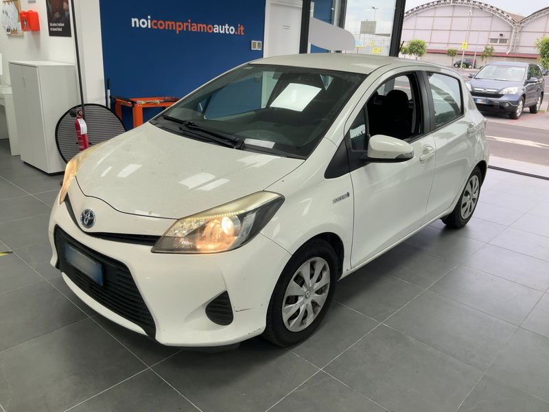 Toyota Yaris 1.5 Hybrid — 1/8