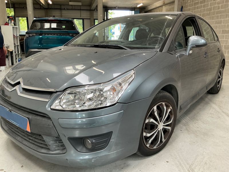 Citroen C4 1.6 VTi — 1/8