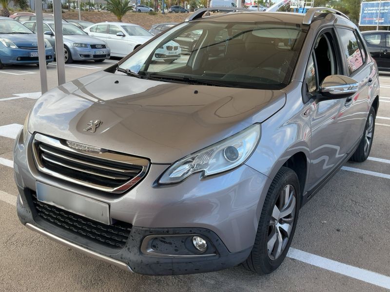 Peugeot 2008 1.6 Blue-HDi — 1/8