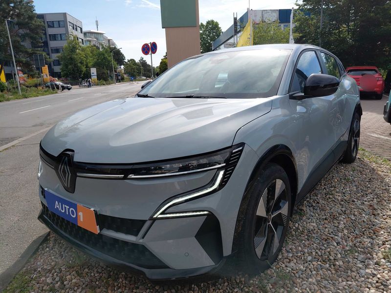Renault Megane E-Tech EV60 — 1/8