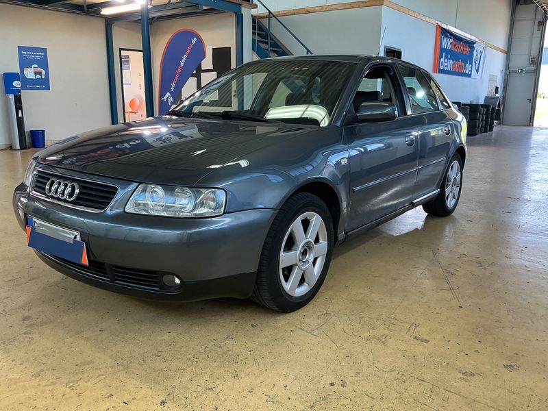 Audi A3 1.6 — 1/8