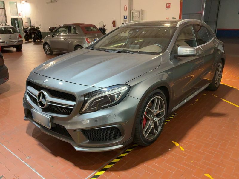 Mercedes-Benz GLA-Klasse GLA 45 AMG — 1/8