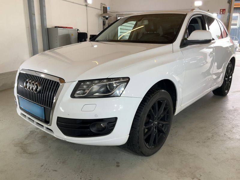 Audi Q5 2.0 TDI — 1/8