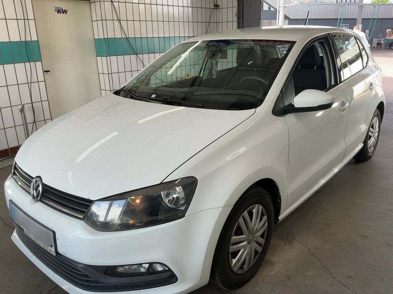 Volkswagen Polo 1.0 — 1/8