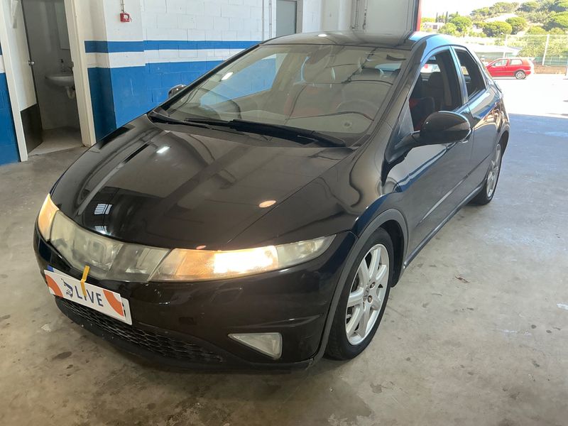 Honda Civic 1.8 VTEC — 1/8
