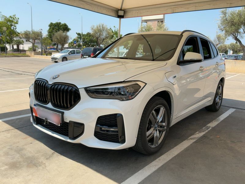 BMW X1 xDrive 25e — 1/8