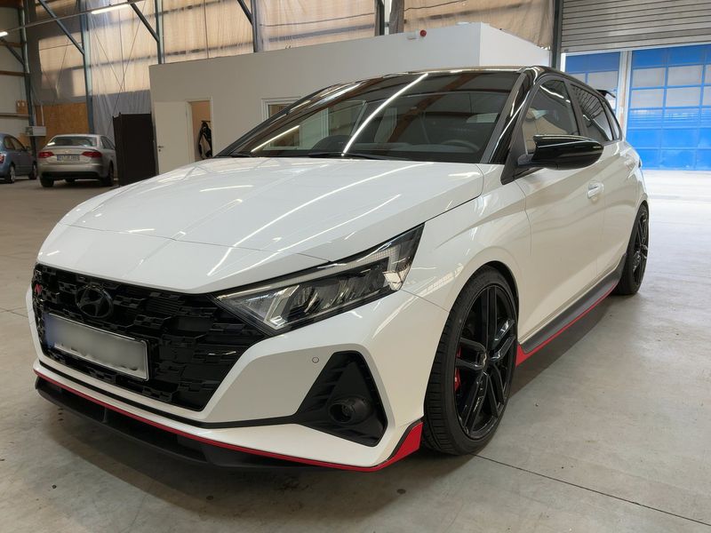 Hyundai i20 1.6 T-GDI — 1/8