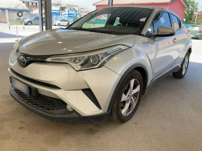 Toyota C-HR 1.8 Hybrid — 1/8