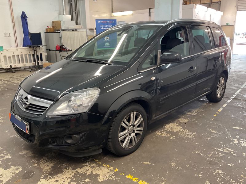 Opel Zafira 1.7 CDTI — 1/8