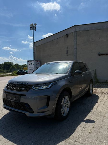 Land Rover Discovery 5 P300 — 1/8