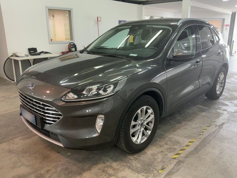 Ford Kuga 1.5 TDCi EcoBlue — фото 1