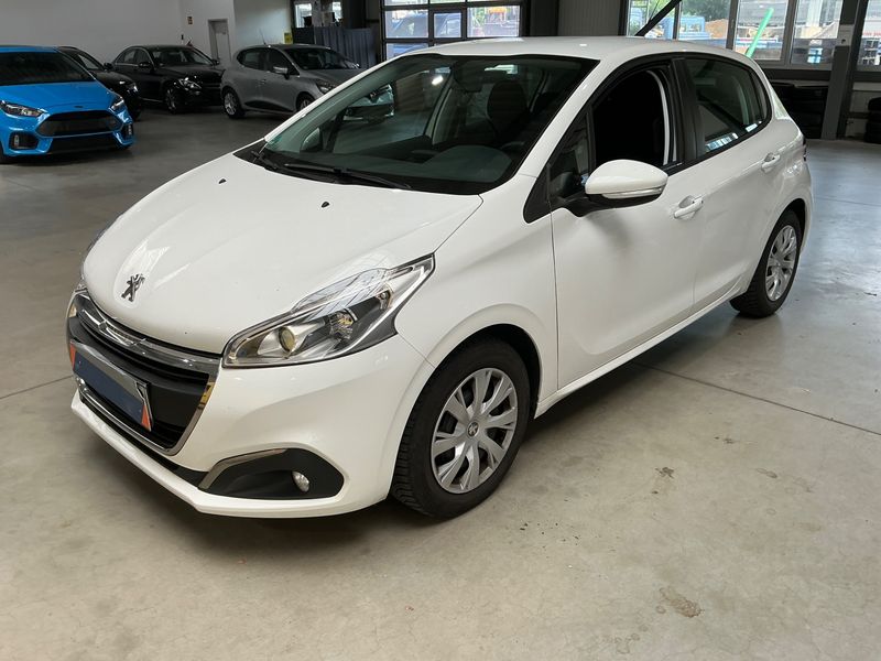 Peugeot 208 1.2 e-VTi — фото 1