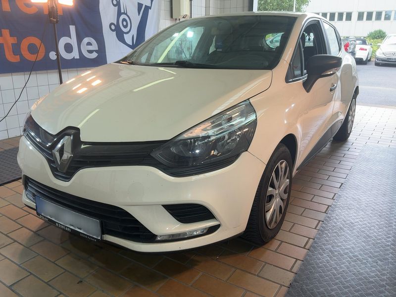 Renault Clio 1.2 — 1/8