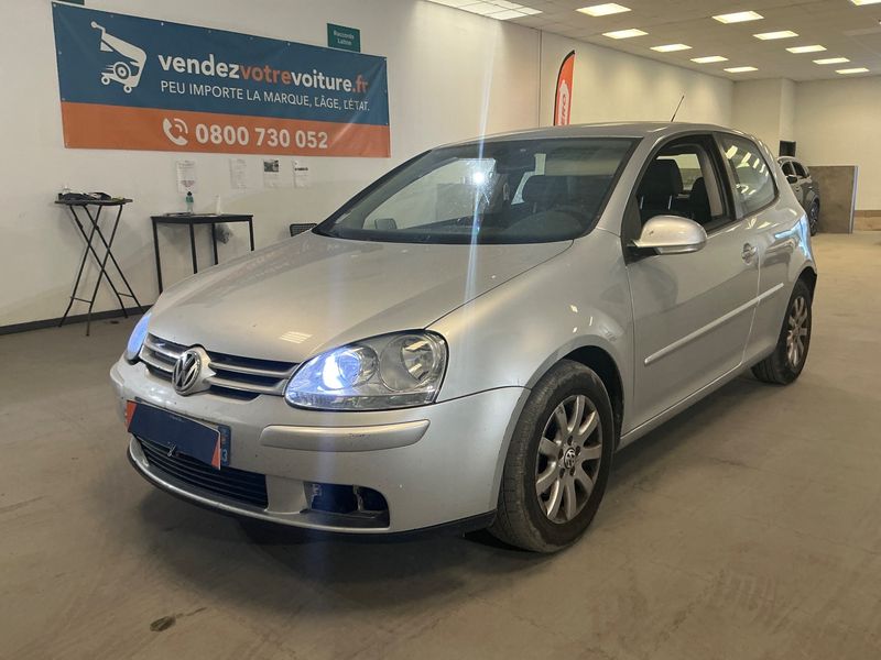 Volkswagen Golf V 1.9 TDI — 1/8