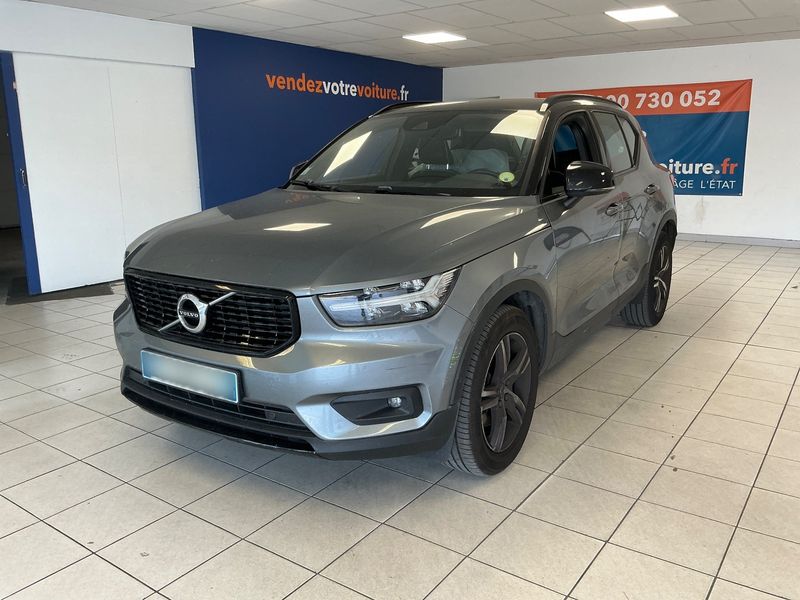 Volvo XC40 2.0 D4 — 1/8
