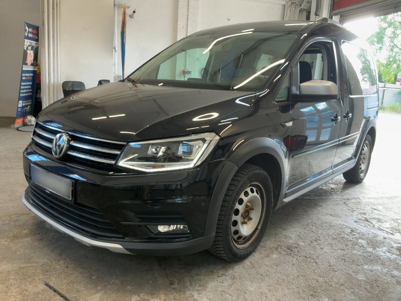 Volkswagen Caddy 2.0 TDI — 1/8
