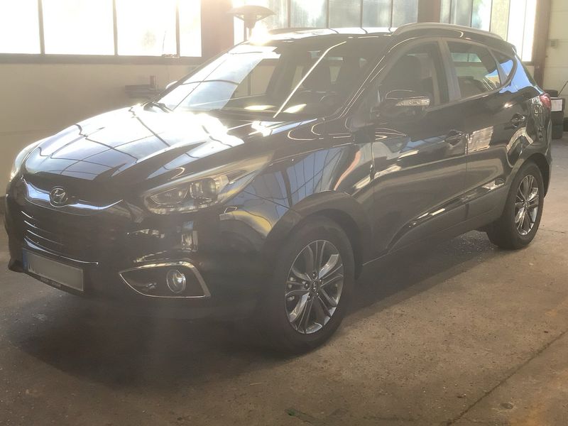 Hyundai ix35 2.0 CRDi — 1/8
