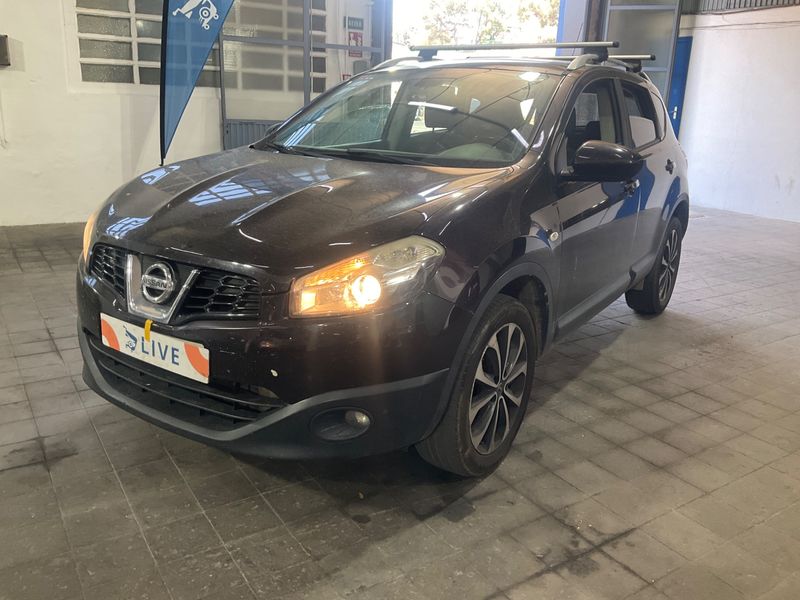 Nissan Qashqai 2.0 dCi — 1/8